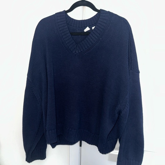 💙 GAP CashSoft Oversized Navy V-Neck Sweater – XL — NWT - Picture 3 of 4